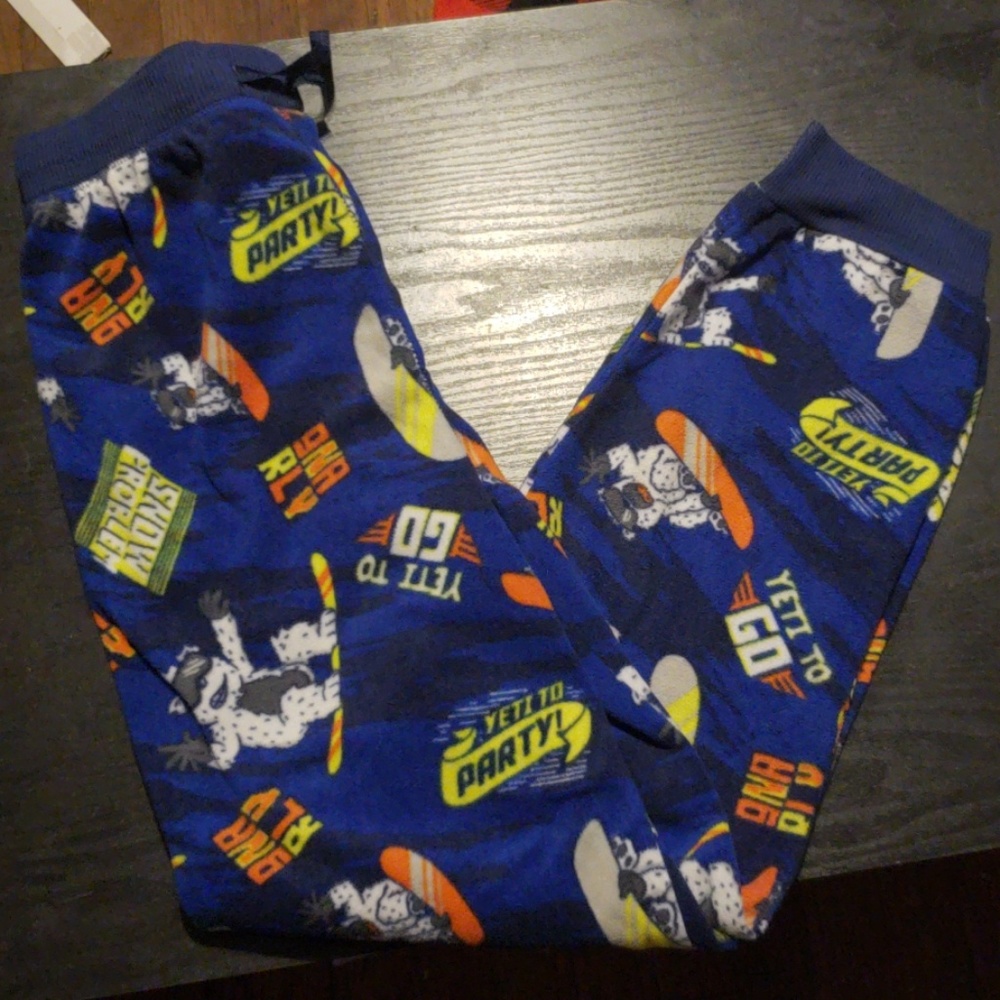 Yeti to go sleep pants